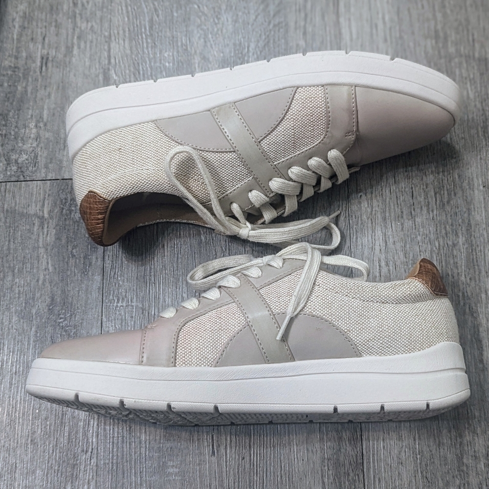 Rockport Women's TF Navya Circle Lace up Sneakers - Picture 6 of 8